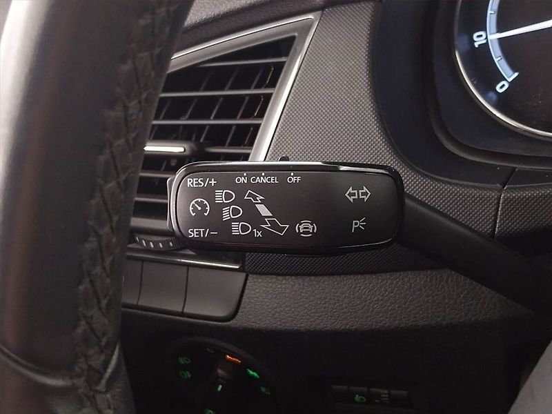 Škoda Fabia (2020) Ambition 1.0 TSI, Serv.kniha - fotka 18 z 20