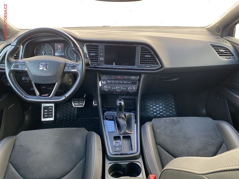 Seat Leon (2017) 2.0 TSi 4drive, Cupra, AT - fotka 8 z 19