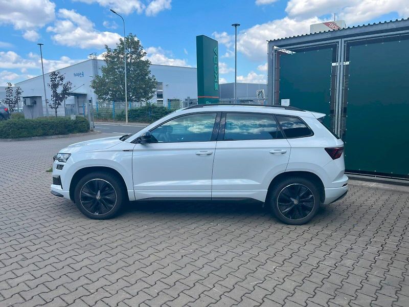 Škoda Karoq (2024) SPORTLINE TSI 1.5/110KW 7AP - fotka 23 z 25