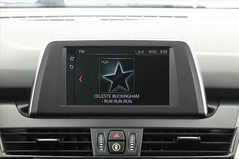 BMW Řada 2 (2018) 218i Gran Tourer, Automat - fotka 13 z 20