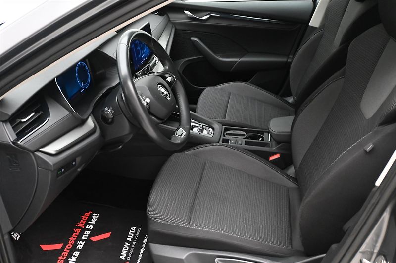 Škoda Octavia 2,0 TDI 110 kW DSG STYLE Záruk - fotka 13 z 31