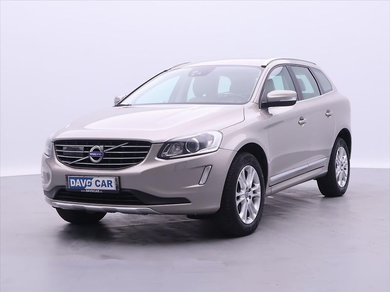 Volvo XC60 2,0 D3 100kW Summum Serv.Kniha - fotka 3 z 28