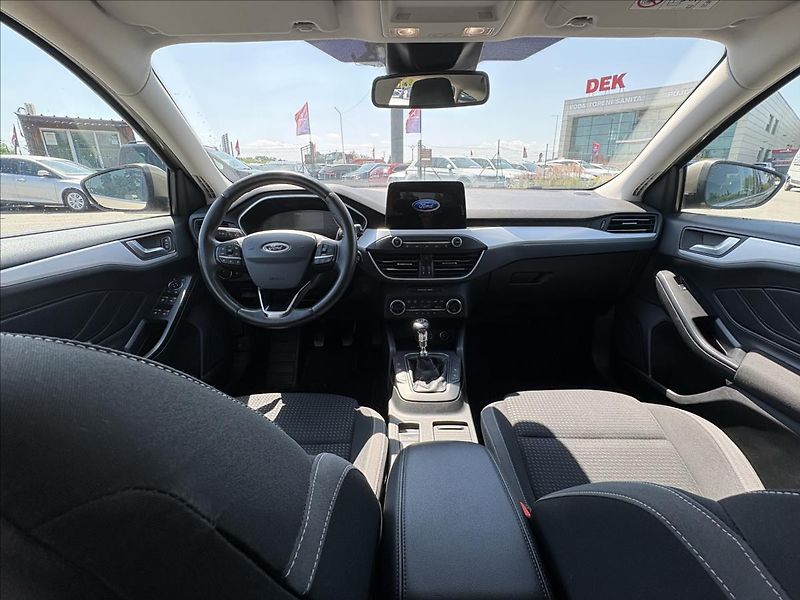 Ford Focus 1,5 TDCi88kW Led,ACC,Kamer,Výh - fotka 11 z 43