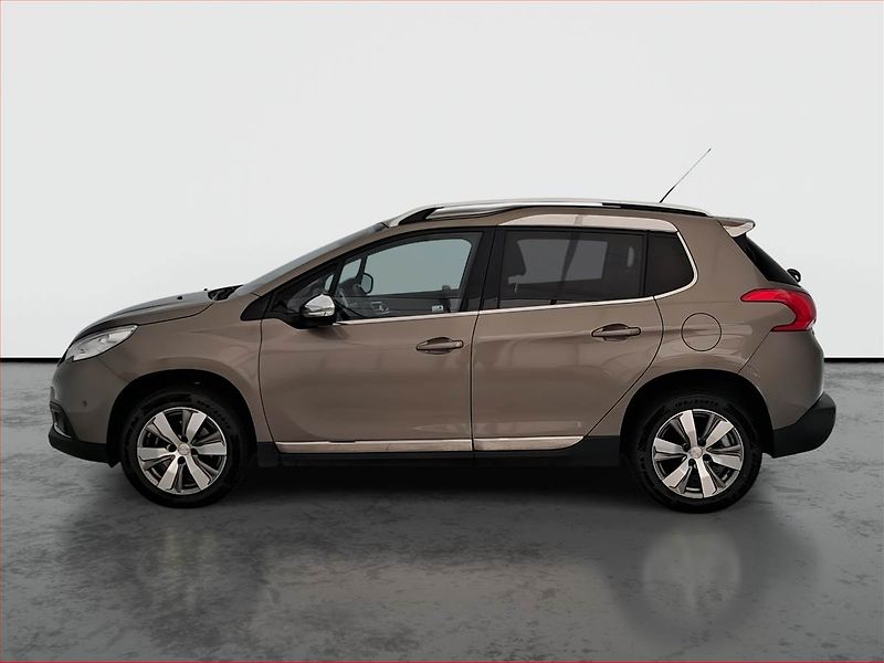 Peugeot 2008 (2016) 1.2 PureTech, Automat, ČR - fotka 3 z 18