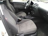 Seat Leon 1,6 TDI - náhled 23