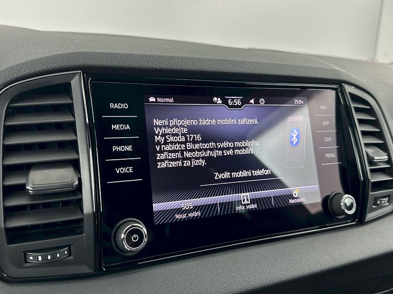Škoda Karoq (2025) DSG 2.0TDI 110kW 4x4 SportLine - fotka 16 z 35