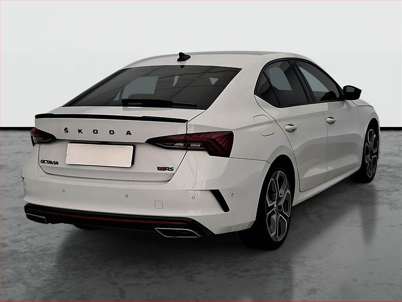 Škoda Octavia (2021) RS 2.0 TSI - fotka 5 z 17
