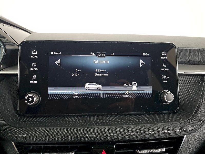 Škoda Fabia (2025) 1.0TSI 70kW 130 let PREMIUM - fotka 22 z 36