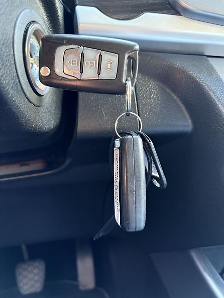 SsangYong Korando (2014) 2.0 TD Sapphire 4x4+ PĚKNÝ VŮZ - fotka 23 z 24