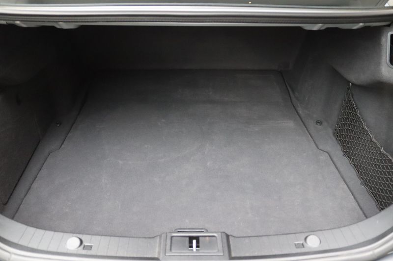 Mercedes-Benz CLS Mercedes-Benz CLS 500 V8 C219 - fotka 41 z 50