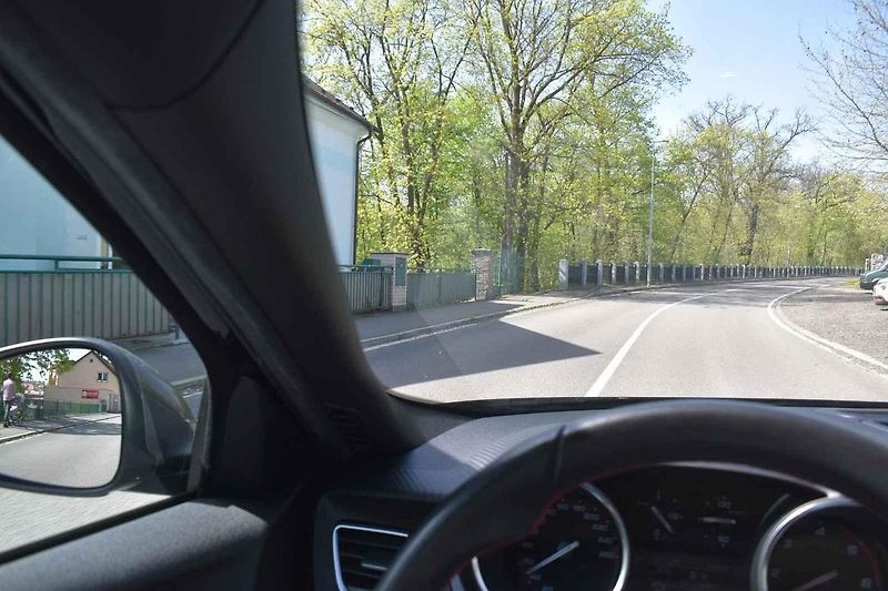 Alfu si užijete zejména na kvalitních a zatáčkovitých silnicích