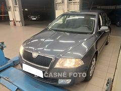 Škoda Octavia (2007) 1.9TDi, AAC, tempo - fotografie inzerátu