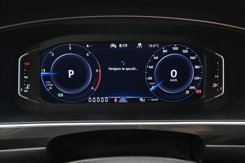 Volkswagen Tiguan Allspace 2,0 TDI 147 kW R-Line 4x4 7Mís - fotka 17 z 35