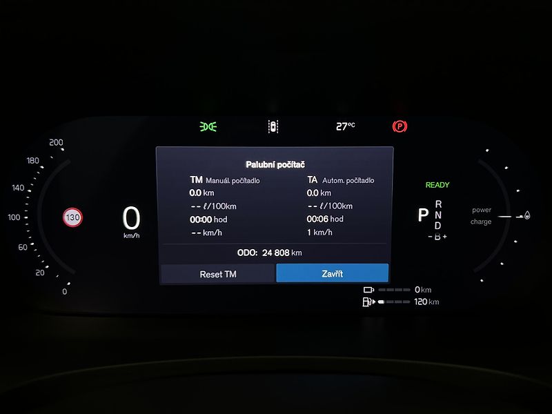Volvo V90 T6 AWD DARK PLUS RECHARGE AUT - fotka 23 z 47
