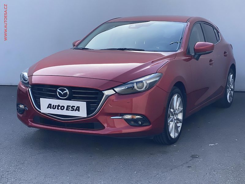 Mazda 3 (2018) 2.0 i, ČR, LED, navi - fotka 3 z 18
