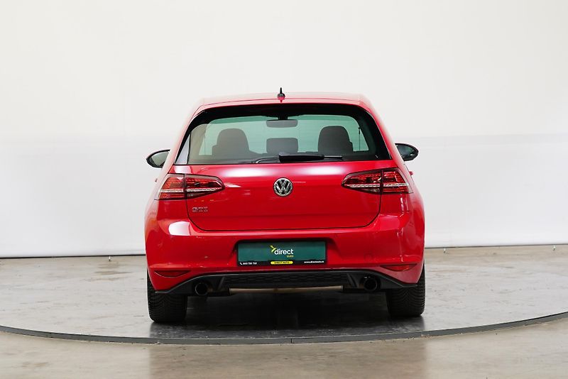 Volkswagen Golf - fotka 6 z 25