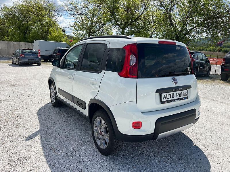 Fiat Panda Multijet 1.3 16V 4X4 - fotka 13 z 15