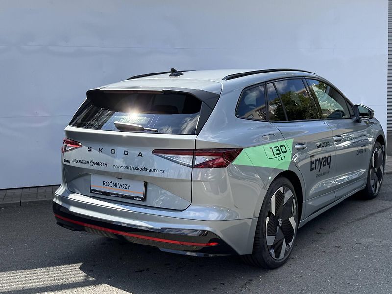 Škoda Enyaq (2026) RS 4x4 84 kWh - fotka 2 z 26