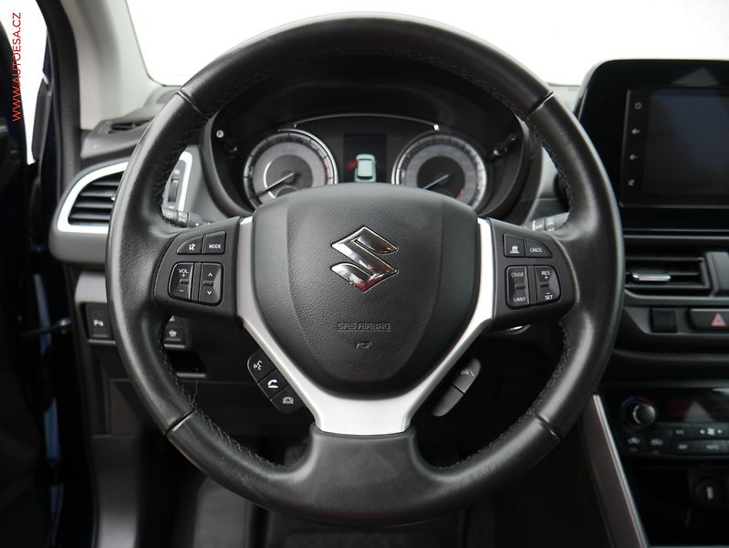 Suzuki S-Cross (2022) 1.4 Hybrid AllGrip, 1.maj,ČR - fotka 16 z 17
