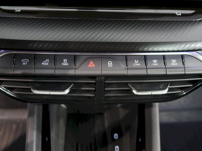Škoda Octavia (2026) RS 2.0TSI 195KW DSG TAŽNÉ CANT - fotka 32 z 43
