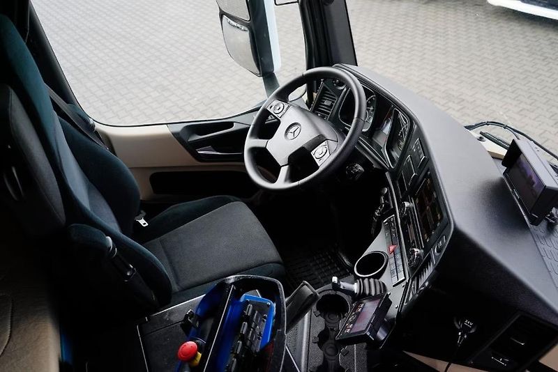 Mercedes-Benz Actros (2019) 2543 6x2 valník + HR - fotka 11 z 19