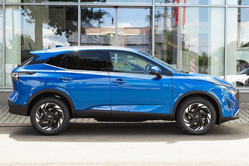Nissan Qashqai (2026) 1,3 DIG-T  X-TRONIC N-CONNECTA - fotka 4 z 14