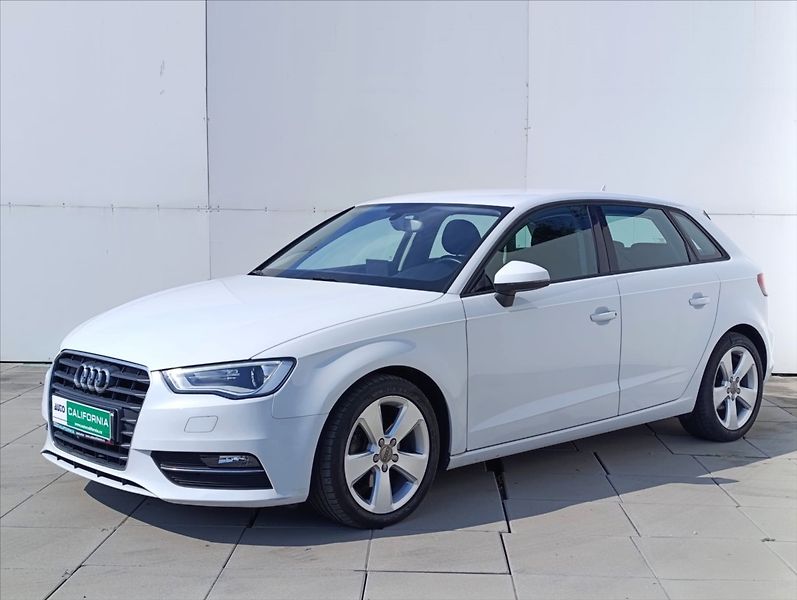 Audi A3 1,6 TDi Bi-xenon,Navi,Tempomat - fotka 1 z 34