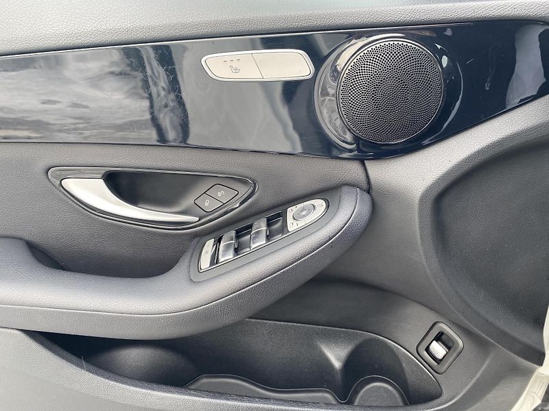 Mercedes-Benz Třídy C C 200d kombi automat - fotka 22 z 27