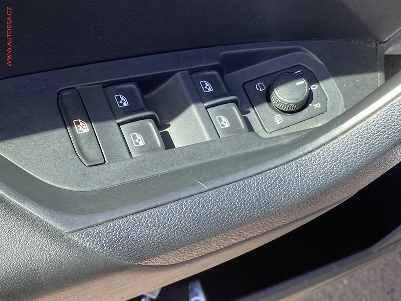 Škoda Kodiaq (2021) 1.5 TSi, Style, TZ, navi - fotka 11 z 17