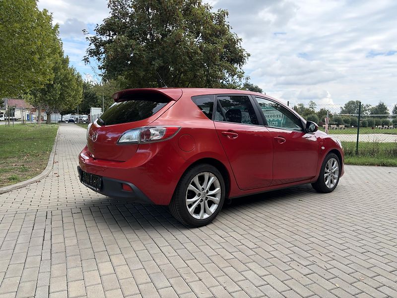 Mazda 3 1.6 High-Line - fotka 11 z 30