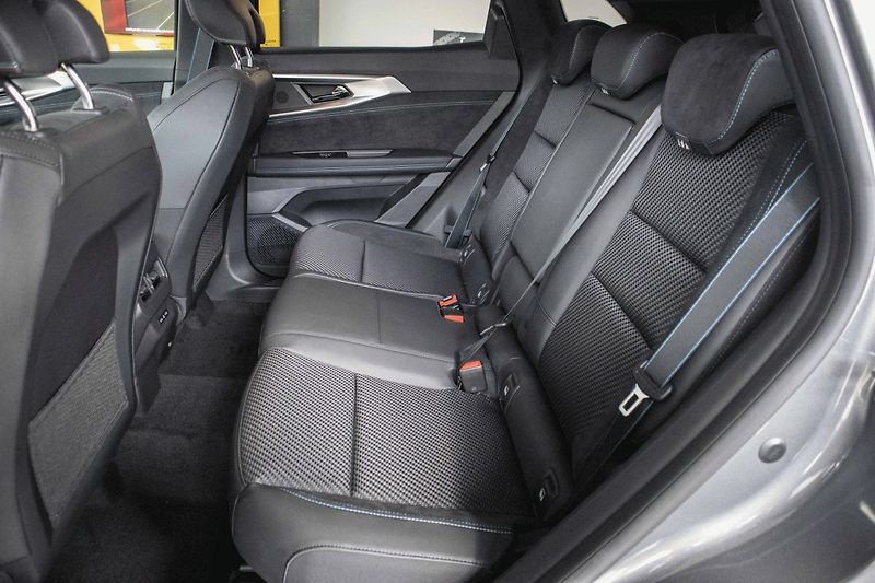 Renault Austral (2026) esprit Alpine mild hybrid 150 - fotka 14 z 45
