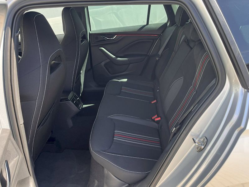 Škoda Kamiq (2025) 1,5TSI 110KW DSG MONTE CARLO - fotka 11 z 26