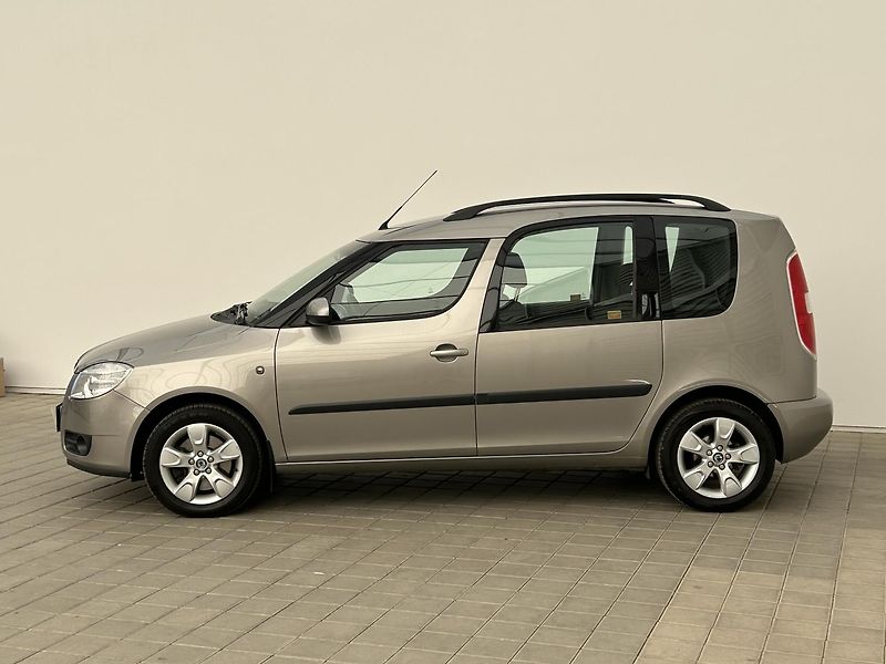 Škoda Roomster 1.6 V Comfort - fotka 3 z 25