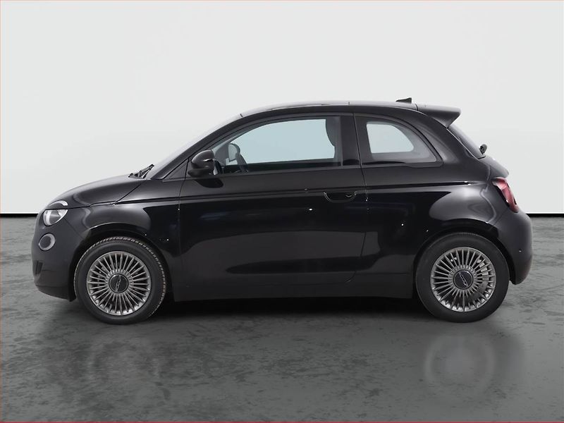 Fiat 500e (2021) 42 kWh, SoH 92%, Automat - fotka 3 z 20