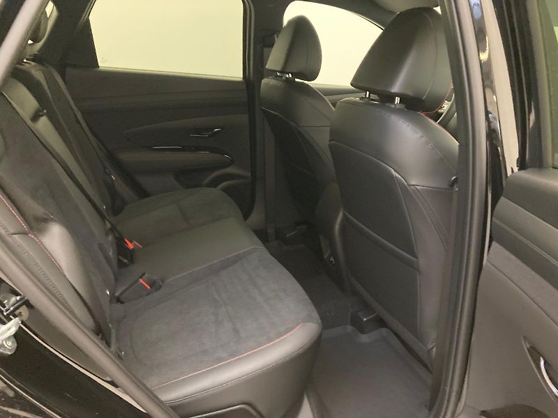 Hyundai Tucson 1,6 TGDI 2WD MT NLINE - fotka 10 z 14