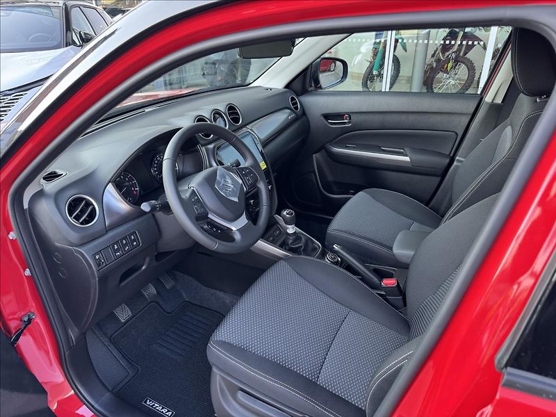 Suzuki Vitara (2025) 1,4 Premium AllGrip Hybrid - fotka 4 z 6