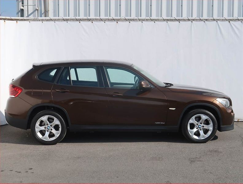 BMW X1 (2013) xDrive18d, 4X4, Automat - fotka 6 z 19