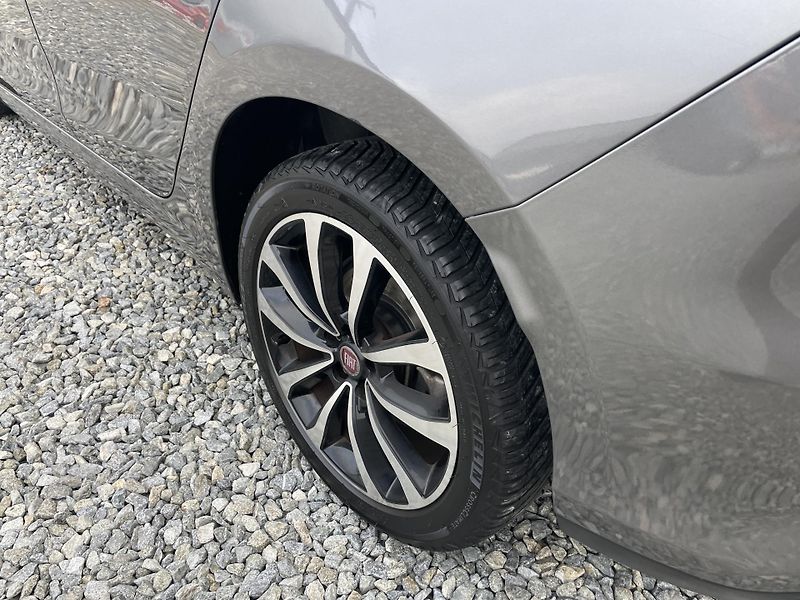 Fiat Tipo 1.4Ti-JET 120PS LPG LOUNGE TOP - fotka 35 z 187