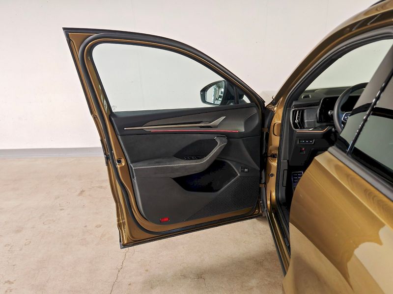 Škoda Kodiaq (2025) 2.0 TDI 142 kW DSG 4x4 Sportli - fotka 22 z 33