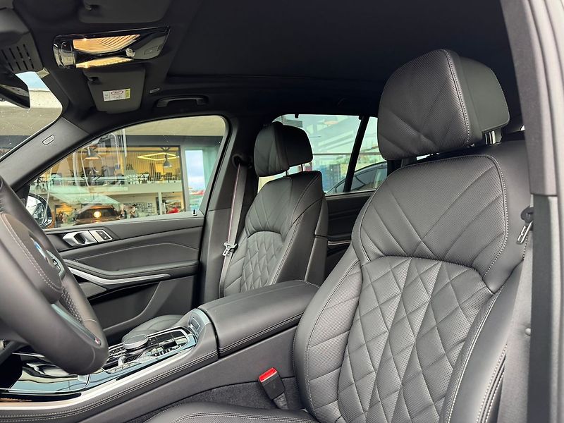 BMW X5 40d xDrive Masáže Ventilace Ne - fotka 11 z 18