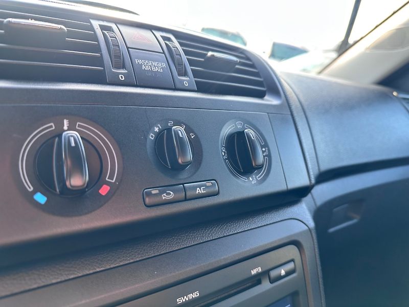 Škoda Fabia (2012) 1.6TDi GARANCE KM - fotka 10 z 13