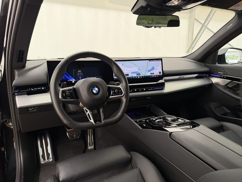 BMW Řada 5 520d*145kw*4x4*DPH*M-Paket* - fotka 23 z 49