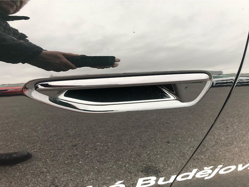 Audi A6 Avant TDI quattro 150kW - fotka 26 z 30