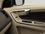 Volvo XC60 D4 AWD SUMMUM AUT CZ - náhled 44