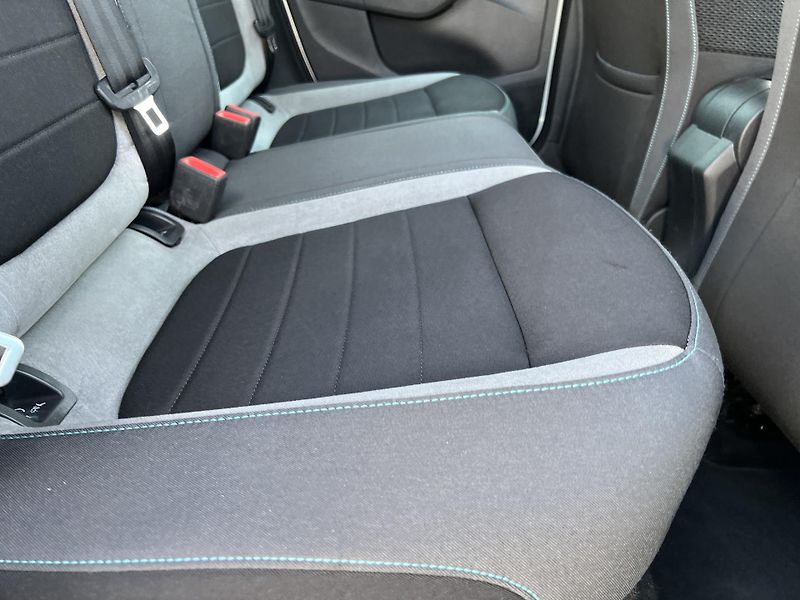 Škoda Fabia JOY 1.0MPi 55kw TEMPOMAT KLIMA - fotka 30 z 42