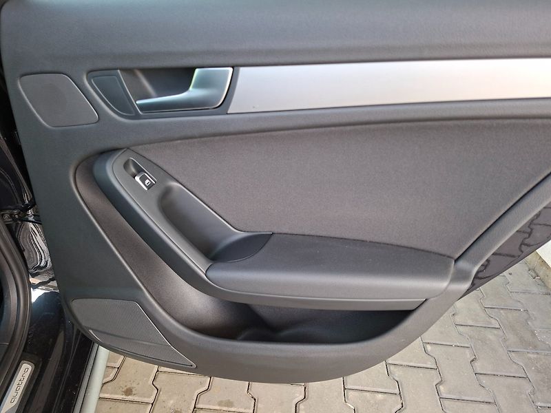 Audi A4 Allroad (2012) 2.0TDI 130kW MAN QUATTRO - fotka 28 z 43