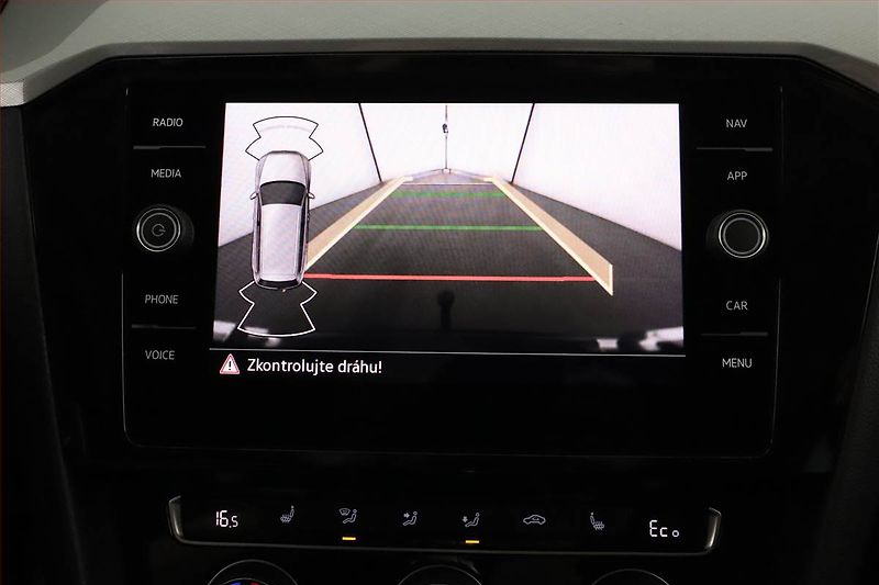Volkswagen Passat (2020) 1.4 GTE, Automat, Navi - fotka 15 z 20