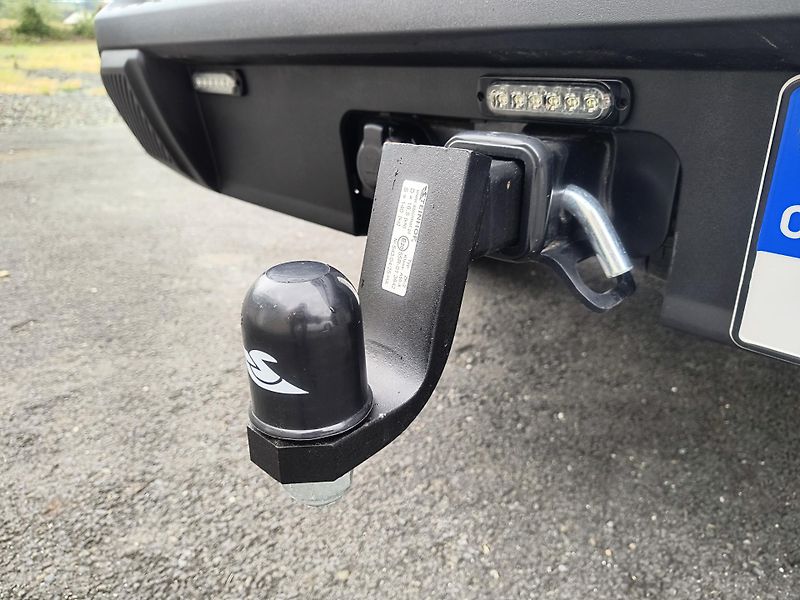 Ford Maverick 2.5 Full Hybrid eCVT/TAŽNÉ/LED - fotka 18 z 69