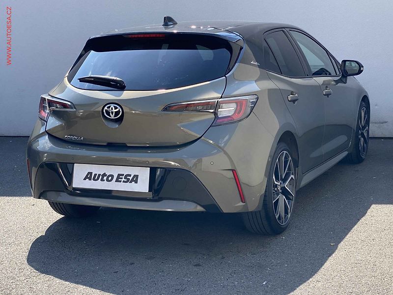 Toyota Corolla (2019) 1.2, 1.maj,ČR, Selection - fotka 4 z 20
