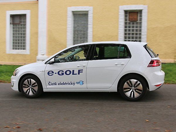 Volkswagen e-Golf.